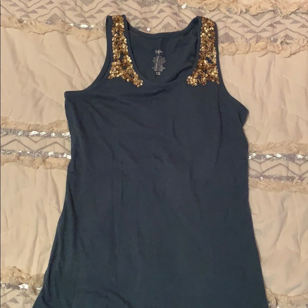 Mossimo sequenced tank top